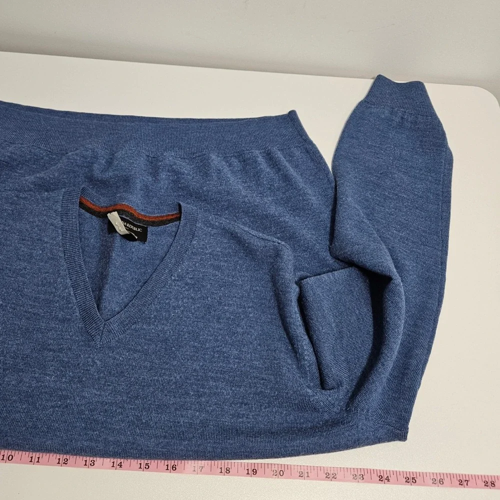 Banana Republic Mens 100% Merino Wool Sweater V-Neck Grandpa Knit XXL Blue